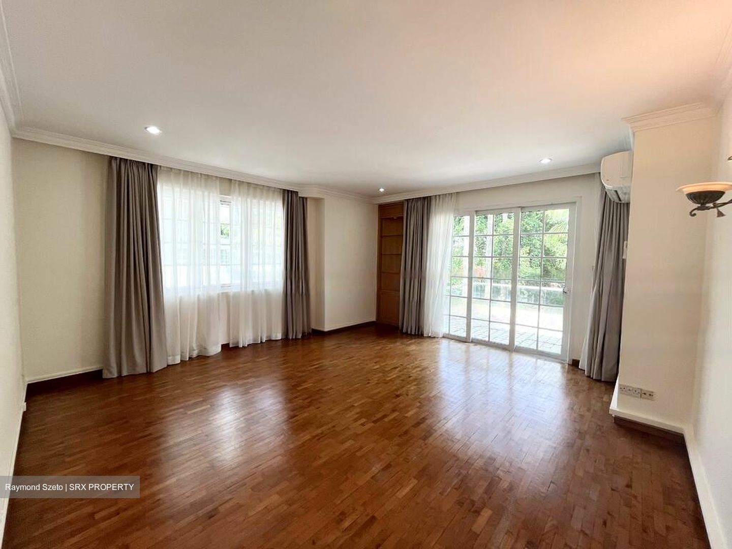 Swiss Club Road (D11), Detached #474788781
